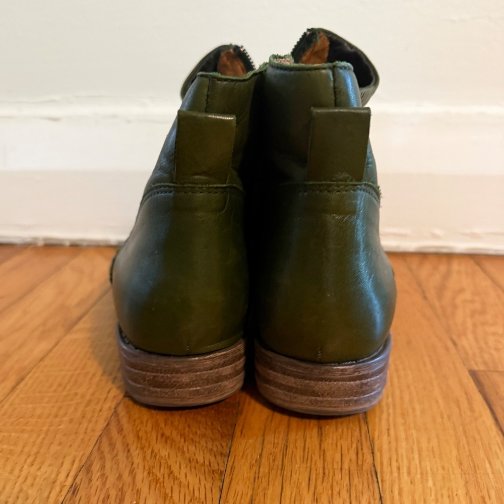 Miz Mooz women's Lowe green ankle boots size 9.5 - Picture 3 of 4